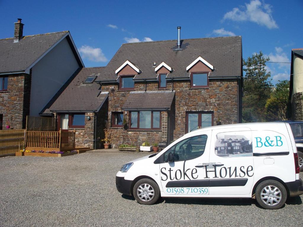 Stoke House Bed And Breakfast Стоук Ривэс Экстерьер фото